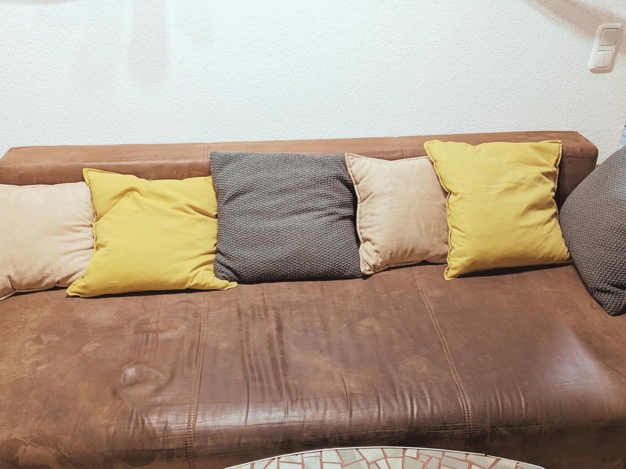 Suiteable Living - Modern, Zentral, Balkon, Netflix Apartment *